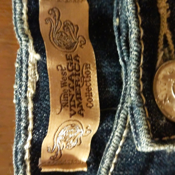 Nine West vintage America collection jean shorts - Picture 2 of 4